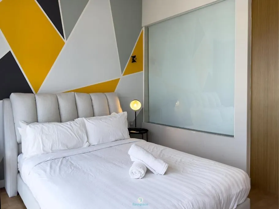 Stunning Klcc House View - Parking & Wi-Fi - 5 Pax Apartment Kuala Lumpur 0*,  Malaysia