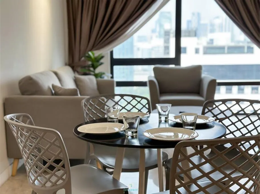 Stunning Klcc House View - Parking & Wi-Fi - 5 Pax Apartment Kuala Lumpur