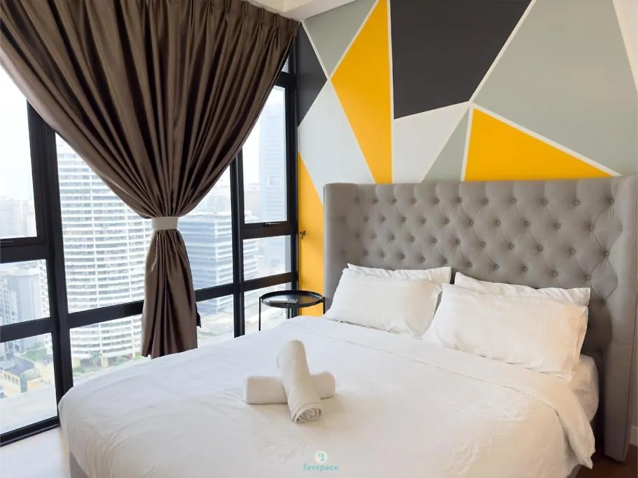 Stunning Klcc House View - Parking & Wi-Fi - 5 Pax location
